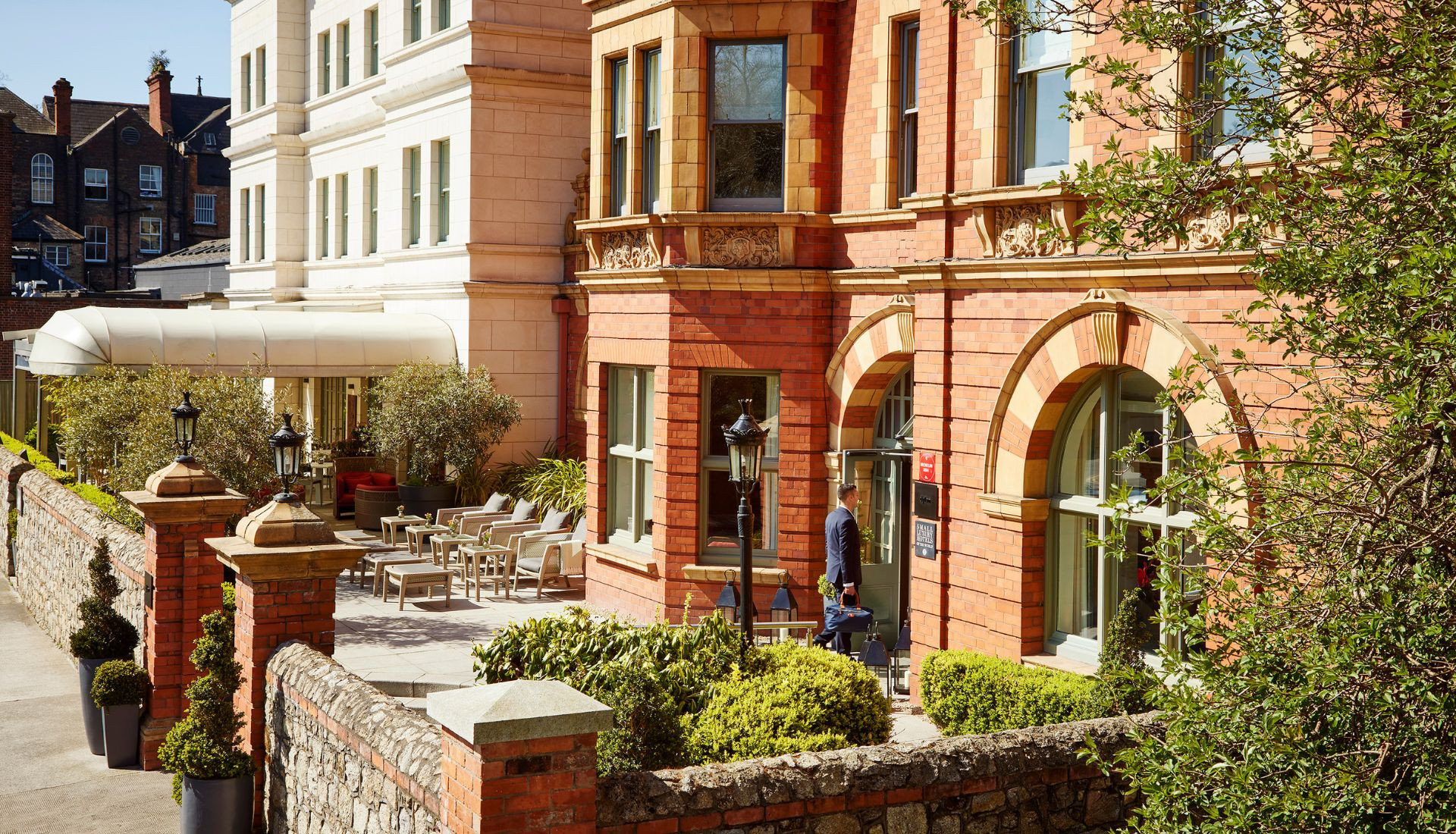 Untitled design www.dylan.ie_v3